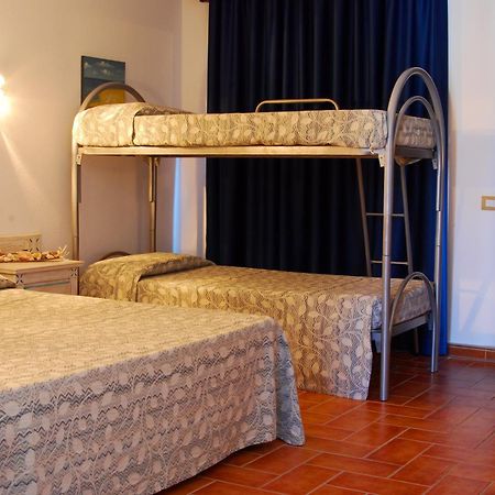 Hotel Le Sabbie Calasetta Dış mekan fotoğraf